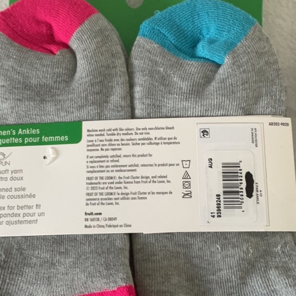 Fruit of the Loom Gray and Pink Ankle Socks 12 pairs - Picture 3 of 4